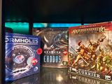 beaucoup de jeux exposés sur la table