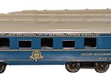 trois wagons bleus et blancs sur fond blanc