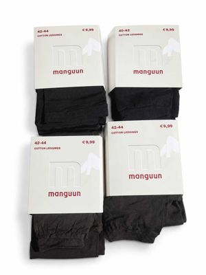 trois paires de chaussettes noires pour homme, ornées de logos blancs et rouges