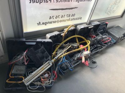 Lot d'outillages divers, phares de chantier, … - Photo 1