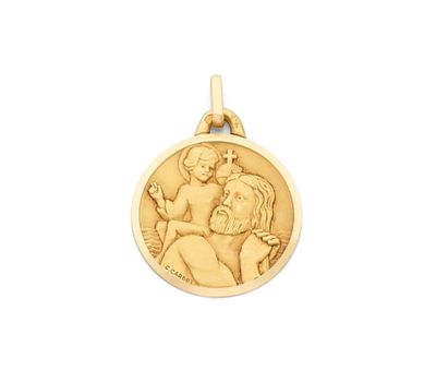 une médaille d'or sur laquelle figurent une femme et un enfant