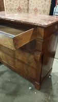 Commode en bois de placage, ouvrant à un tiroir, un abattant… (photo 2)