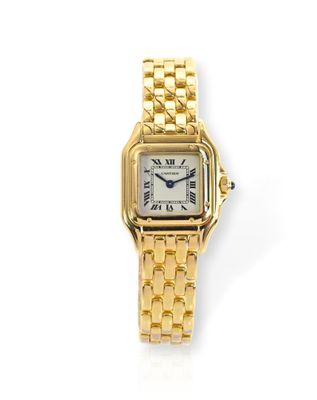une montre Cartier pour femme avec un bracelet en or jaune