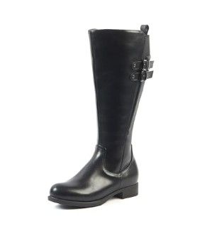 gros plan d'une paire de bottes noires sur fond blanc