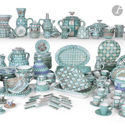 une vaste collection de poteries bleues et blanches exposée