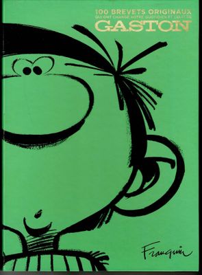un livre vert sur lequel figure l'image d'un personnage de dessin animé