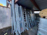 lot de 3 échafaudages roulants : 2 COMABI + 1 ULTRALU