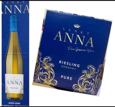 une image d'une bouteille de vin à côté d'une boîte de vin