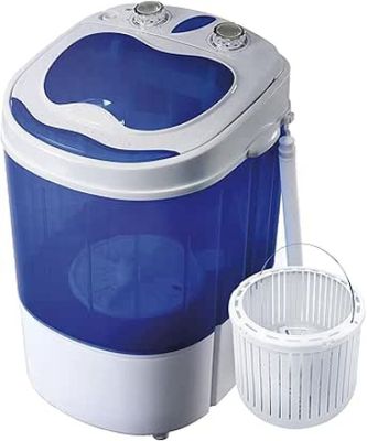 une machine à laver portable bleue et blanche à côté d'un seau