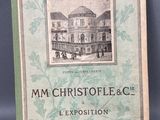 un vieux livre sur lequel figure l'image d'un bâtiment