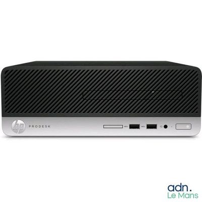 L'ordinateur de bureau HP Proestation est posé sur une surface blanche.