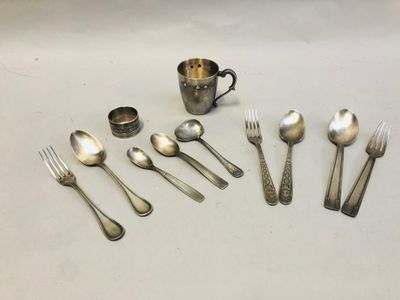 LOT DE MÉTAL ARGENTÉ coquetier rond de serviette timbales