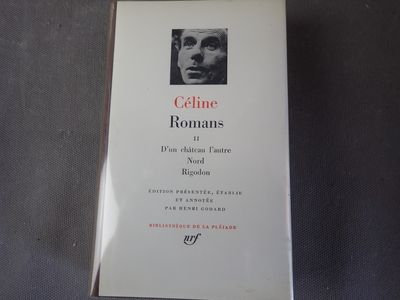 un livre sur lequel figure le portrait d'un homme