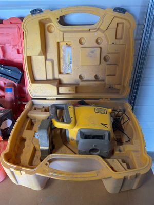 1 laser rotatif TRIMBLE HV302 HL760, en coffret **FRAIS LEGA…