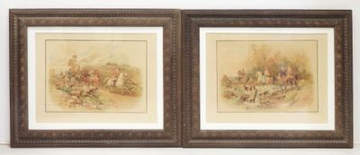deux tableaux encadrés accrochés au mur