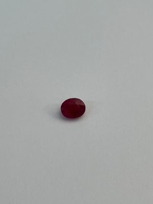 Rubis ovale (traité) 2.45 cts