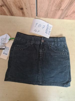 Lot de 56 jupes femme ? Tailles diffrentes