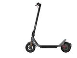 une image d'une trottinette électrique sur fond blanc