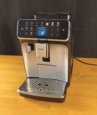 Philips Expresso broyeur Série 5500 - Machine à café haut de gamme