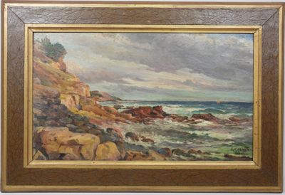 une peinture à l'huile représentant une côte rocheuse avec un bateau au loin