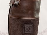 the brown boots are lined up with fur on the side