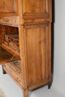 Secrétaire guillotine en noyer ouvrant par deux portes, six … (photo 3)