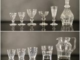de nombreux types de verres disposés sur une table