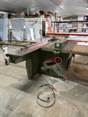 Une scie sur table ROOS HAGUENAO. - Photo 1