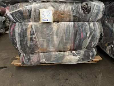 Balle de vêtements d'occasion – 430 kg.