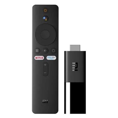 une image montrant un gros plan d'une télécommande avec un câble