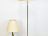 paire de lampadaires en laiton dans le style du début du XXe siècle