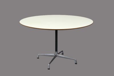Charles (1907-1978) et Ray (1912-1988) EAMES
