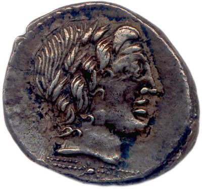 une pièce d'argent portant l'image d'une tête de femme