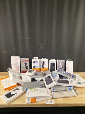 C75// lot de different accessoires de telephone retour clien…