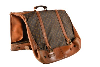 louis vuitton monogram canvas and leather messenger bag