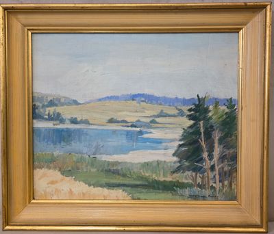 une image représentant un tableau représentant un paysage avec un lac en arrière-plan