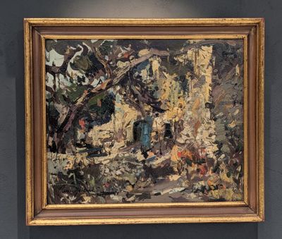 l'image d'un tableau accroché au mur d'une pièce
