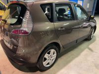 RENAULT MEGANE SCENNIC 1.5 DCI 110 CH BVA - MEGANE SCENNIC 1… (photo 6)