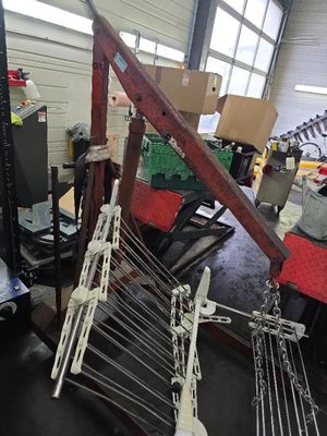 une photo d'une machine dans une usine