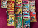 beaucoup de bandes dessinées pour enfants par terre