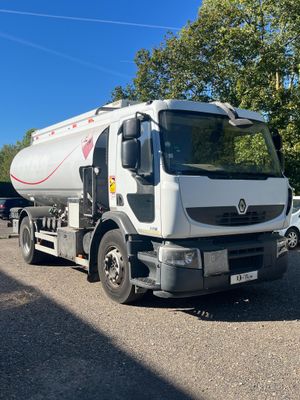 a truck that is parked on the side of the road