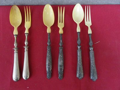 Lot De 3 Couverts De Service – Manches Argent Fourré, Motifs Poisson Et Salade, #1503