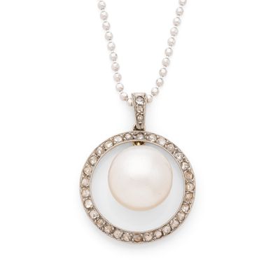 ANNÉES 1925 PENDENTIF retenant une perle blanche (non testée…