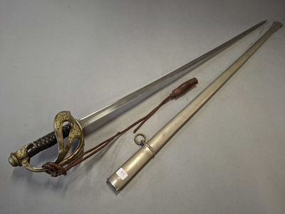 SABRE d OFFICIER Ml 1896, fusée en corne, filigrane cassé, c…