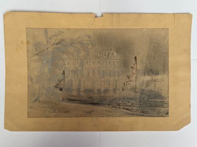 un vieux dessin représentant un grand bâtiment avec une tour horloge en arrière-plan