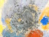 peinture abstraite composée de différentes couleurs et formes sur une feuille de papier