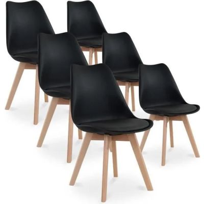 lot de quatre chaises de salle à manger en cuir noir avec des pieds en bois