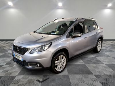 Peugeot 2008 PureTech 82ch BVM5 Style — SUV compact polyvalent