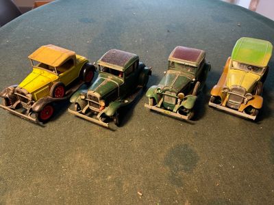 Miniatures made in USA réalisées par Hubley au 1/18 : 4 modè…