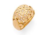 une bague en or jaune 18k et diamants